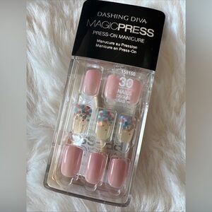 Dashing Diva Magic Press Press On Nails Pink Confetti